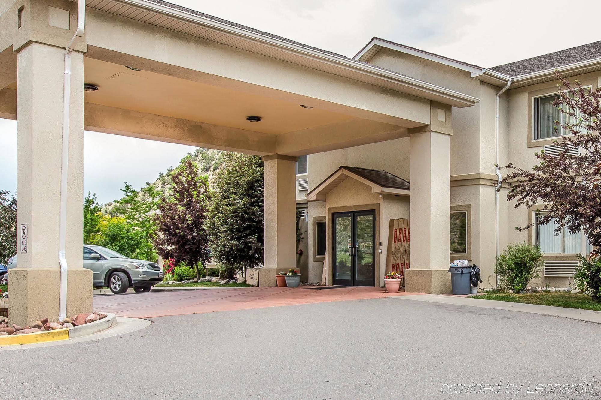 Wingate By Wyndham New Castle - Glenwood Springs Hotel Exterior photo
