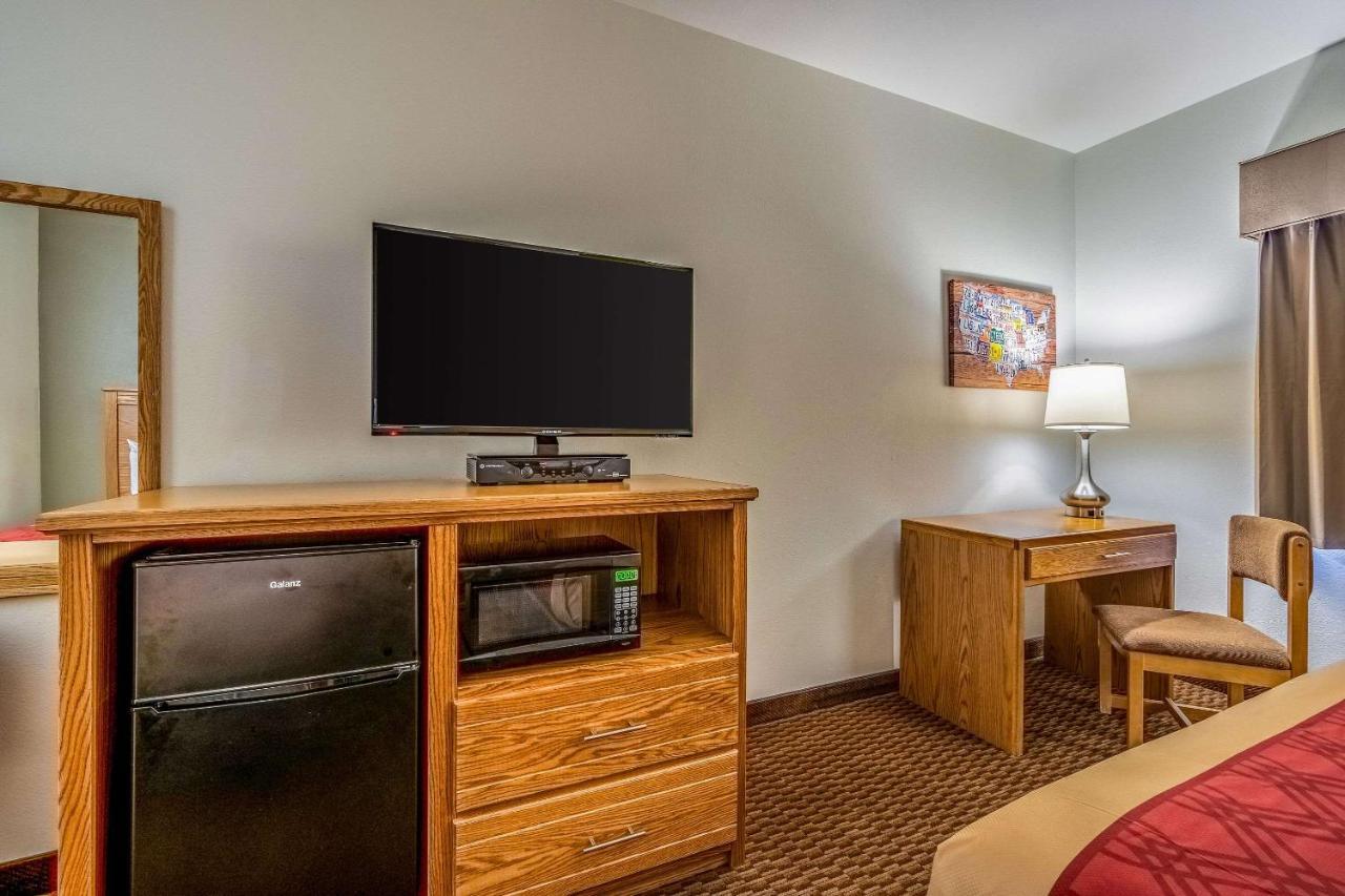 Wingate By Wyndham New Castle - Glenwood Springs Hotel Exterior photo